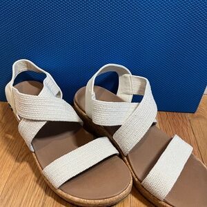 Skechers Archfit sandals